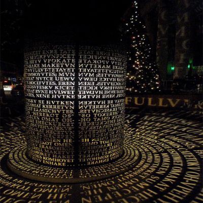 广场创意不锈钢镂空字母灯光亮化景观雕塑