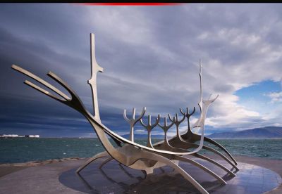 海边广场抽象不锈钢树枝景观雕塑