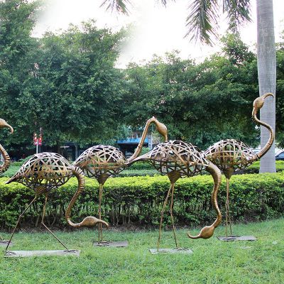 公园草坪不锈钢镂空创意镂空火烈鸟雕塑