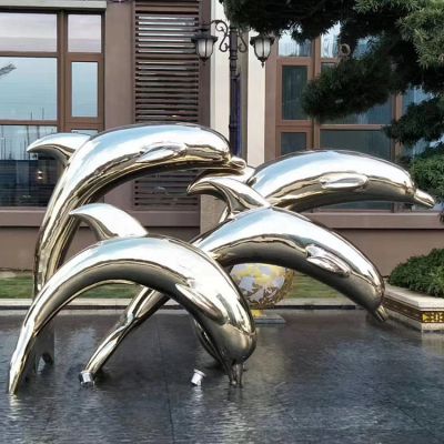 水中潜泳多只不锈钢海豚雕塑