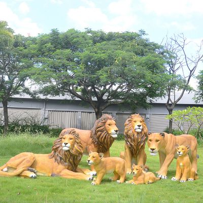 户外草坪玻璃钢仿真动物园林景观装饰摆件狮子雕塑