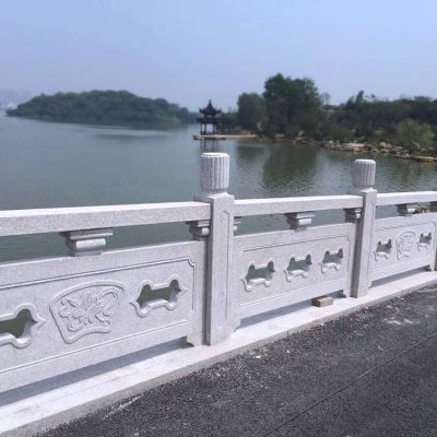 公园湖边装饰大理石雕刻镂空防护栏杆