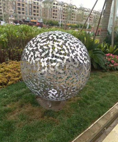 花园广场银杏树叶不锈钢镂空球雕塑