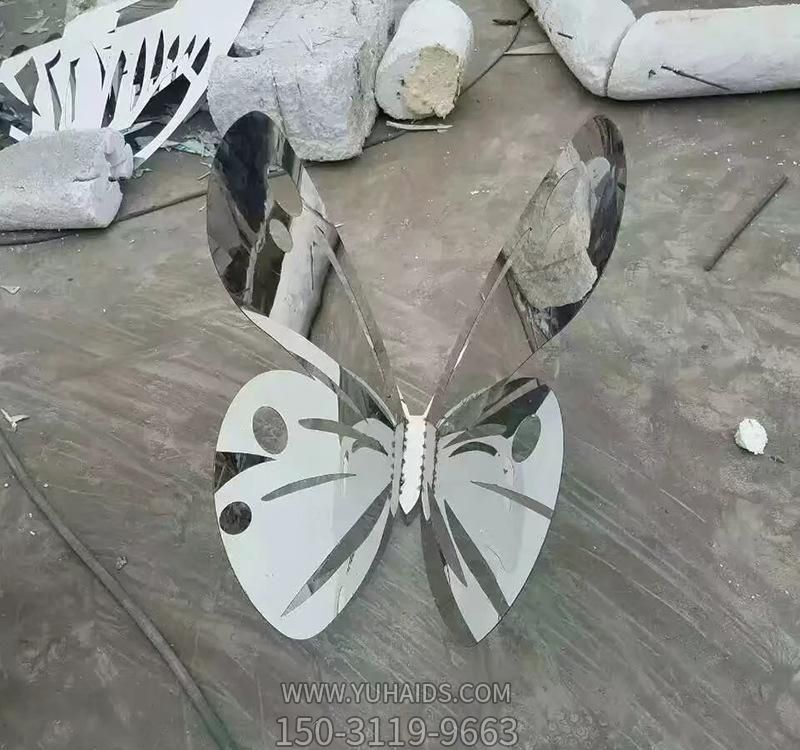 花园不锈钢镜面蝴蝶雕塑
