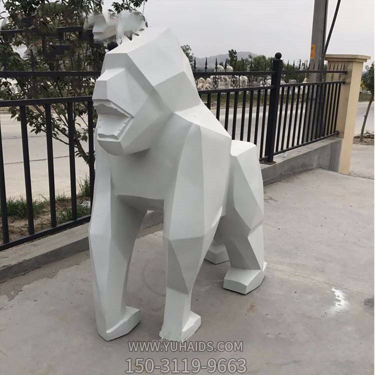 不锈钢几何块面大型抽象动物猩猩雕塑