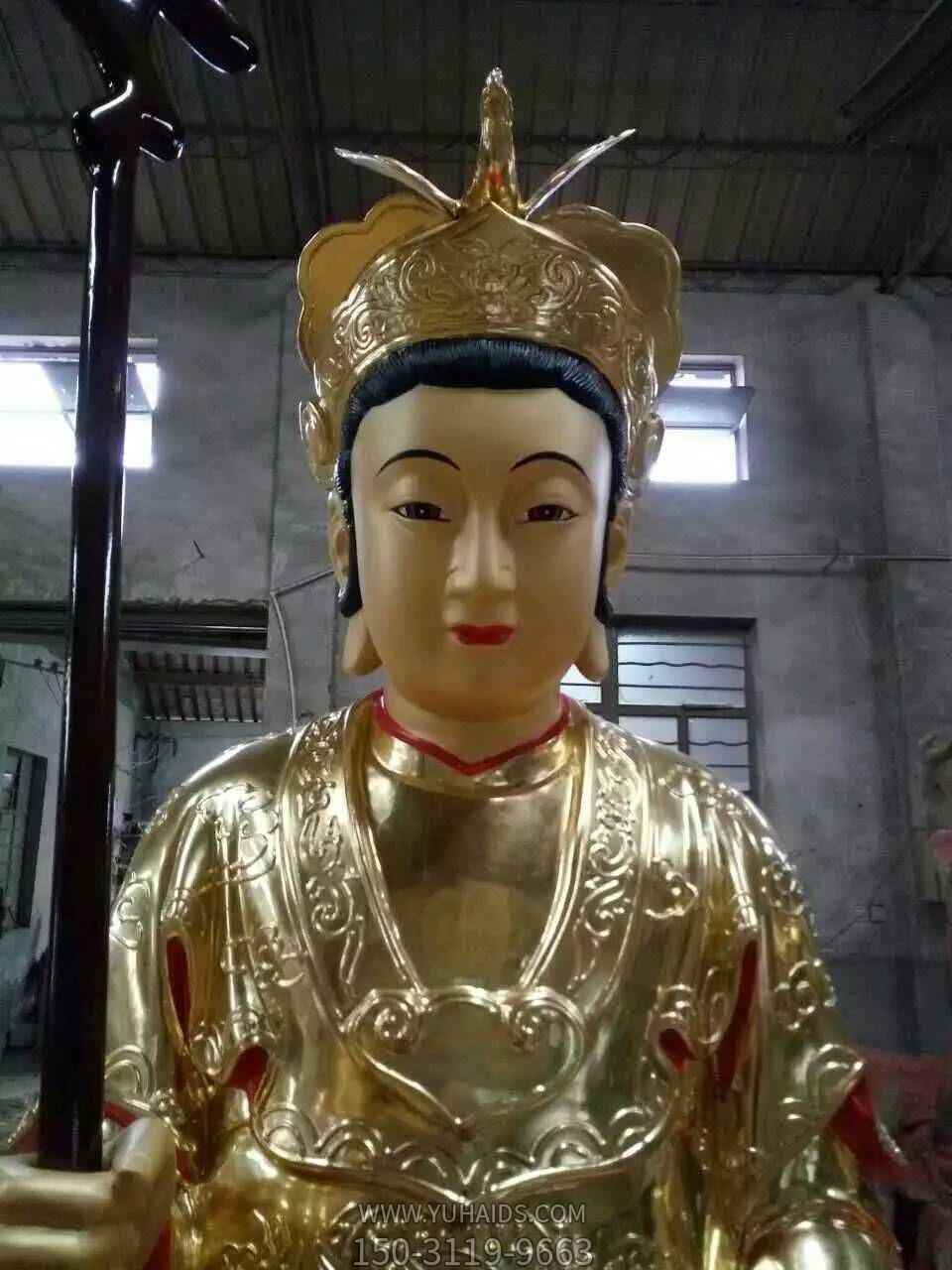 寺庙供奉黄铜镀金王母娘娘雕塑