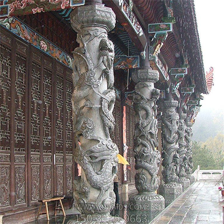 寺庙大型青石浮雕龙柱雕塑 
