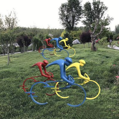 玻璃钢+铁艺骑自行车的人物雕塑摆件