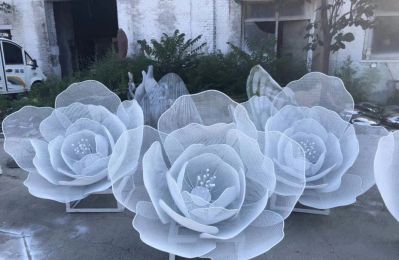 户外广场创意不锈钢镂空花朵雕塑