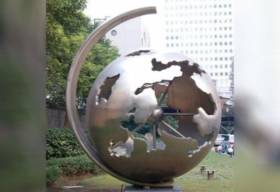 公园广场创意抽象艺术镜面不锈钢地球仪雕塑