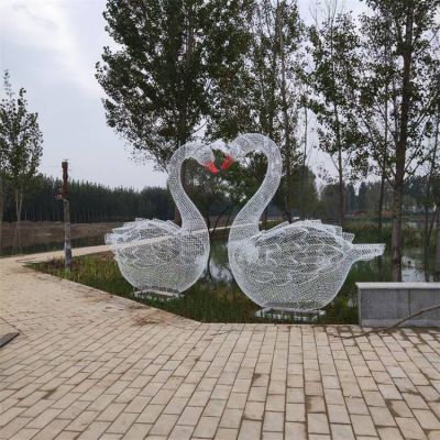 不习惯镂空户外发光照明爱心天鹅雕塑