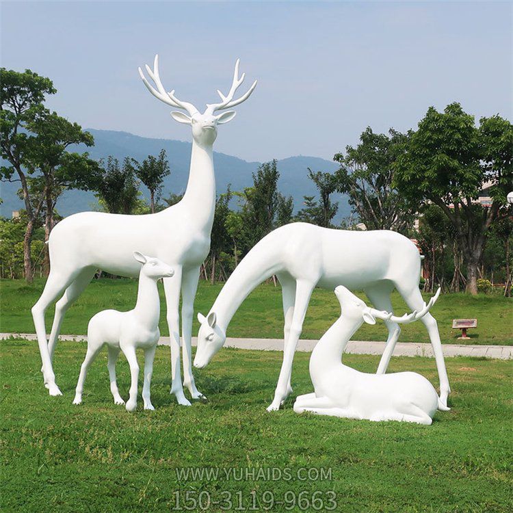 定制大型户外 玻璃钢鹿动物雕塑 公园小区园林景观雕塑