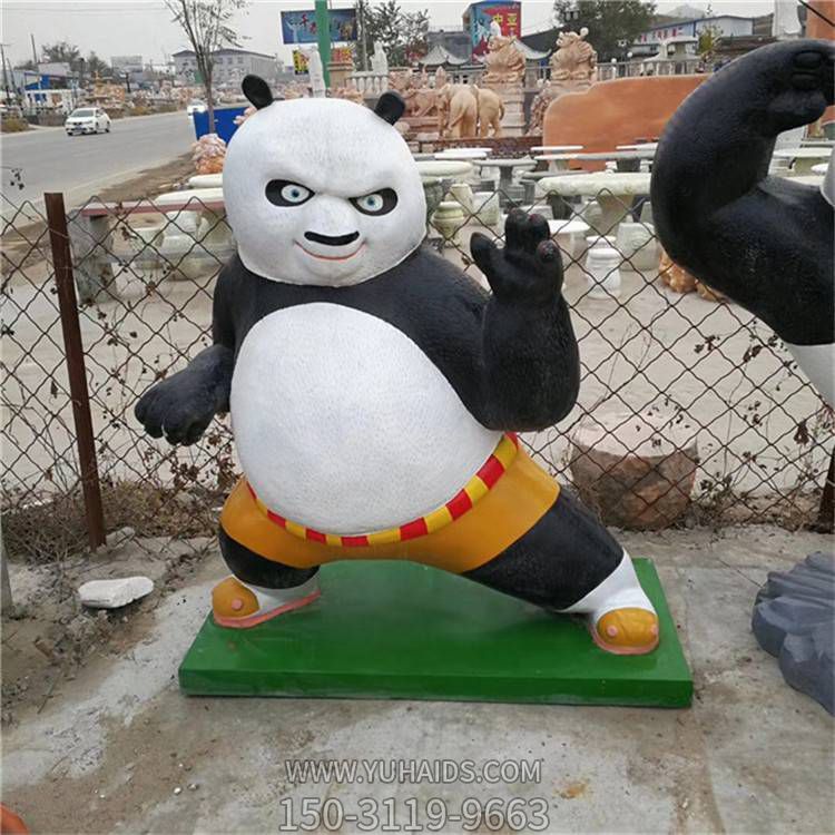 游乐园玻璃钢卡通熊猫公仔雕塑