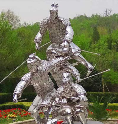 园林景区创意古代不锈钢滑雪人物主题雕塑