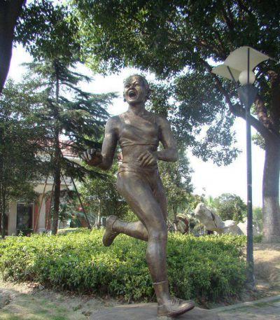 公园跑步的女人景观铸铜雕塑