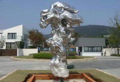 景区广场不锈钢抽象太湖石雕塑