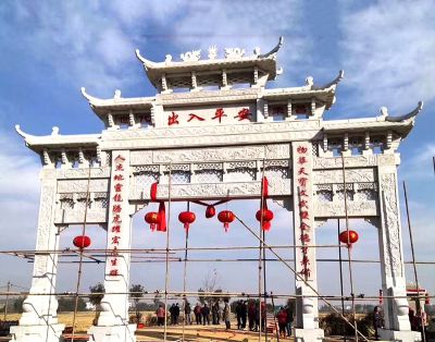 农村建设装饰村口摆放三门仿古建筑牌坊