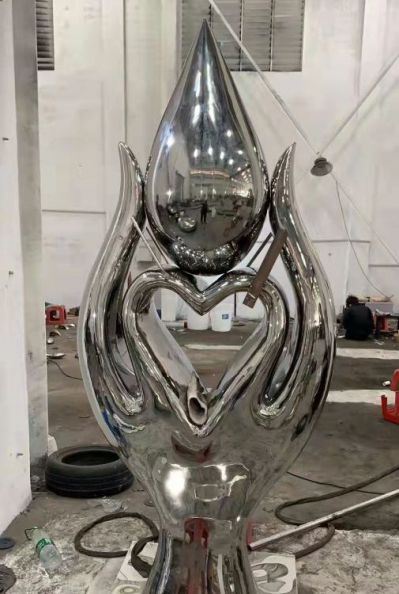 不锈钢镜面创意水滴雕塑