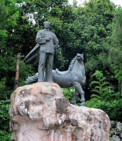 公园毛主席和马景观铜雕毛泽东雕塑