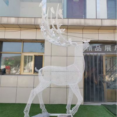 镂空小鹿雕塑 不锈钢材镂空户外动物摆件