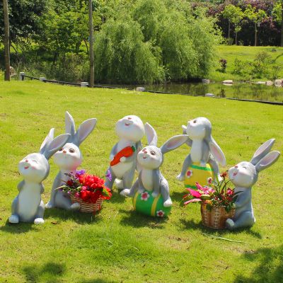 公园一群欢乐的玻璃钢兔子雕塑