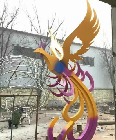 户外景区创意不锈钢彩绘放飞的凤凰雕塑