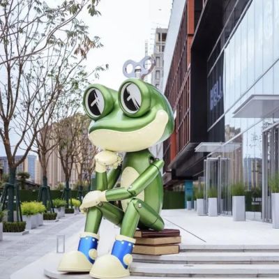 小区广场摆放不锈钢镂空树 卡通青蛙景观雕塑