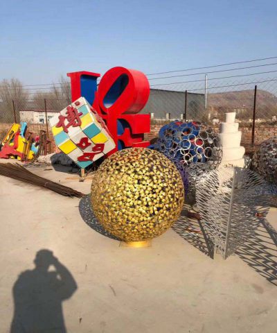 户外创意不锈钢镂空球雕塑