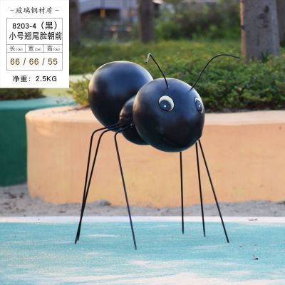 售楼部黑色桥威廉朝前玻璃钢蚂蚁雕塑