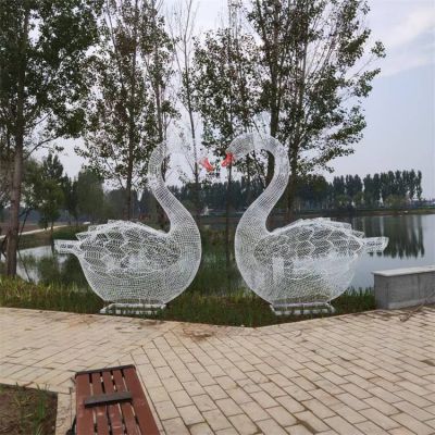 不锈钢金属镂空户外园林大型爱心天鹅雕塑