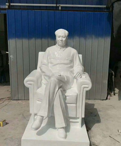 景区汉白玉石雕毛主席雕塑