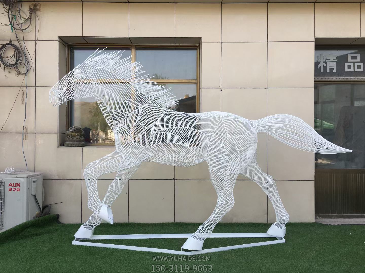 不锈钢镂空创意户外园林景观马雕塑