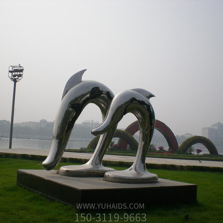 户外公园抽象海洋动物海豚雕塑