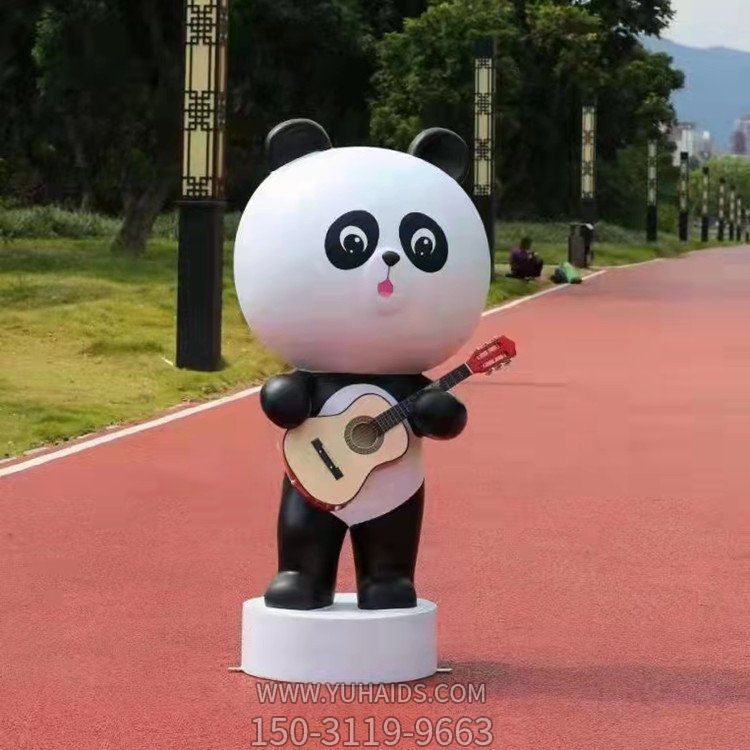 园林广场玻璃钢弹吉他的卡通熊猫雕雕塑
