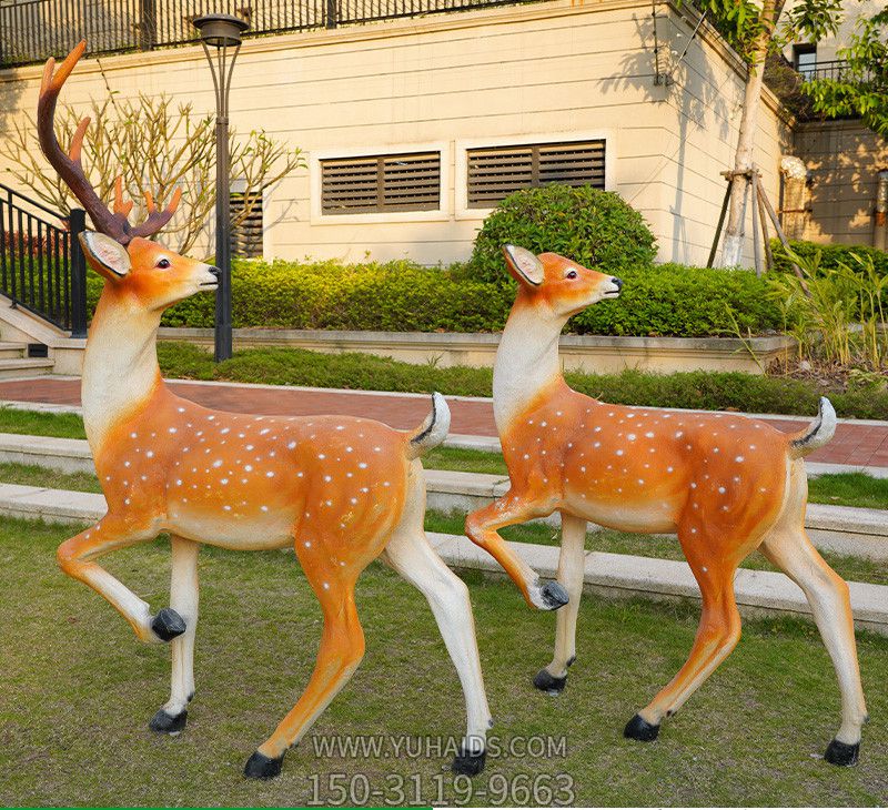 公园景区大型仿真动物园林景观梅花鹿雕塑