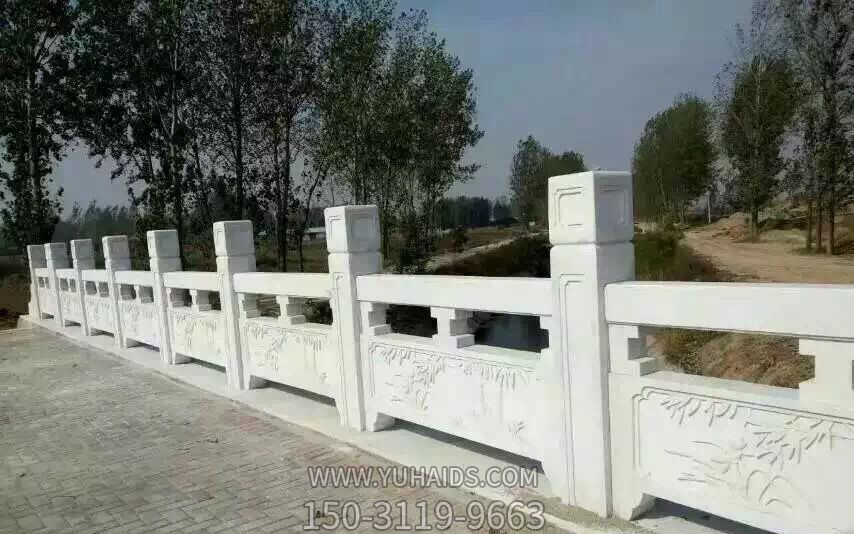村庄河道现代石桥汉白玉雕刻防护栏杆雕塑