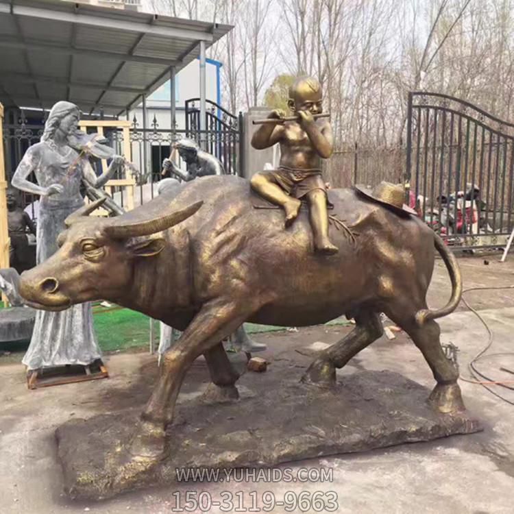 农庄田园摆放玻璃钢仿铜牧童骑水牛吹笛小品雕塑