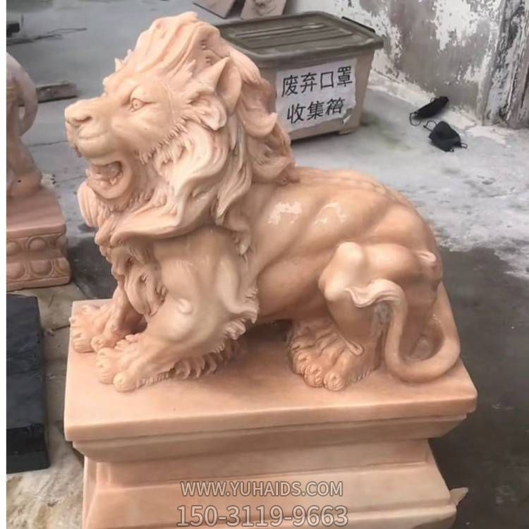 晚霞红石雕庭院别墅门口大型动物景观狮子雕塑