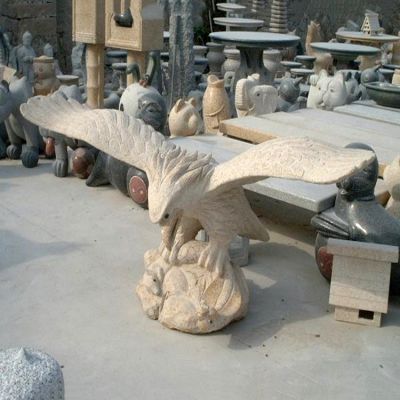 景区乐园一只石雕抽象老鹰雕塑