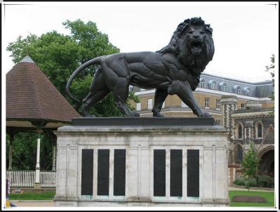 公园广场摆放狮子动物铜雕塑