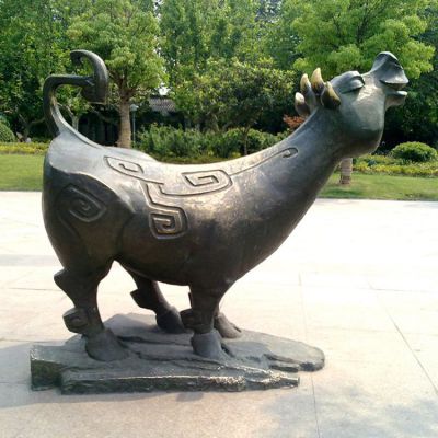 公园摆放铸铜生肖牛动物雕塑