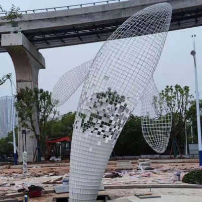 现代主流不锈钢创意大型镂空鲸鱼公园景观雕塑