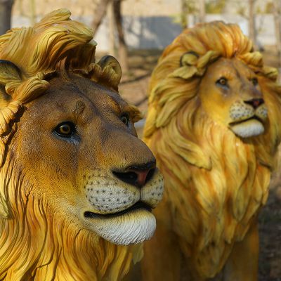 大型仿真动物玻璃钢狮子雕塑