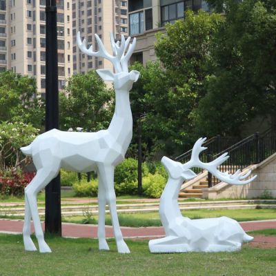 公园几何抽象园林梅花鹿雕塑
