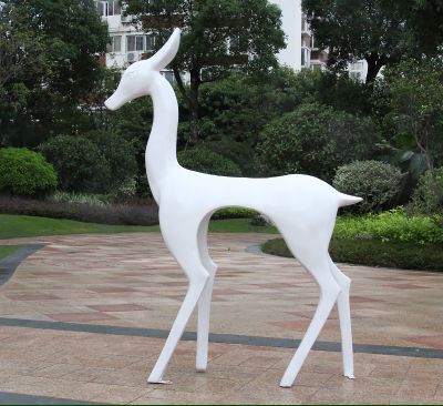 公园景区玻璃钢白色一只站立的鹿雕塑