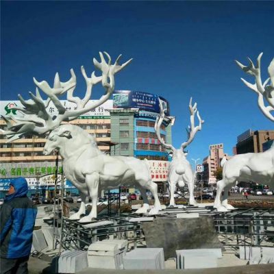 广场水池喷泉摆放大型玻璃钢麋鹿动物景观雕塑