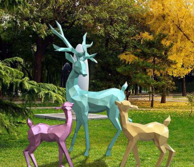 公园草坪玻璃钢几何彩绘梅花鹿雕塑
