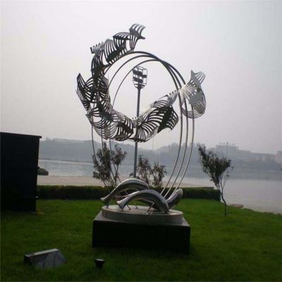 公园草地不锈钢抽象圆环鱼亮化现代景观雕塑