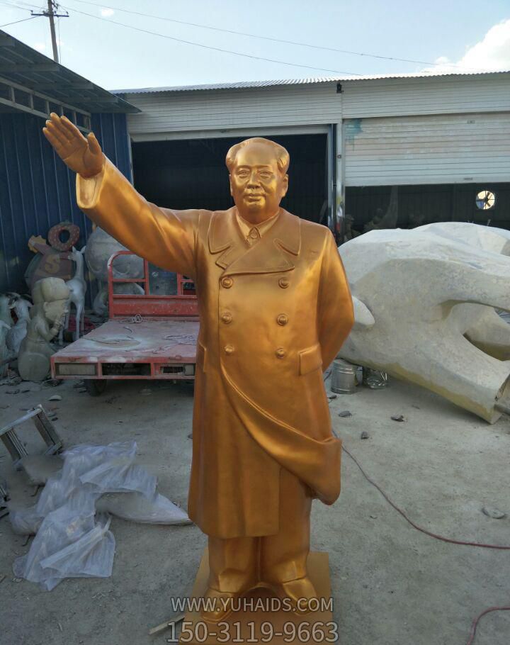 广场纯铜打造挥手的毛主席毛泽东雕塑