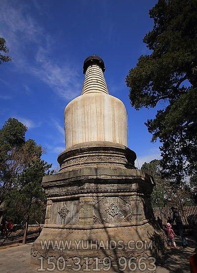 中国古代佛教汉白玉舍利塔雕塑